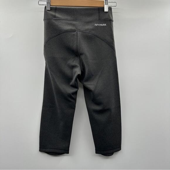 Ivy Park Heather Gray High Rise Capri Length Leggings Size XS - Picture 4 of 10
